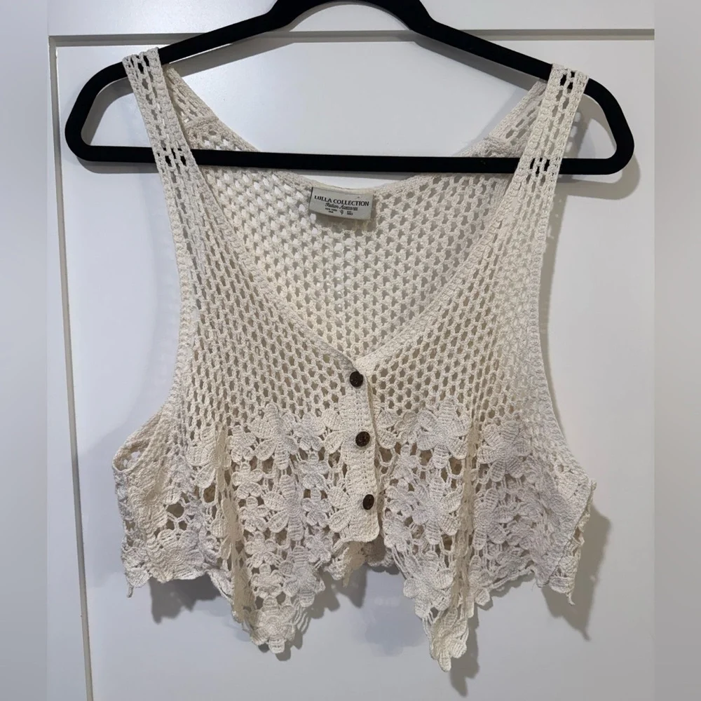 Lulla Collection crochet vest. - Picture 1 of 8